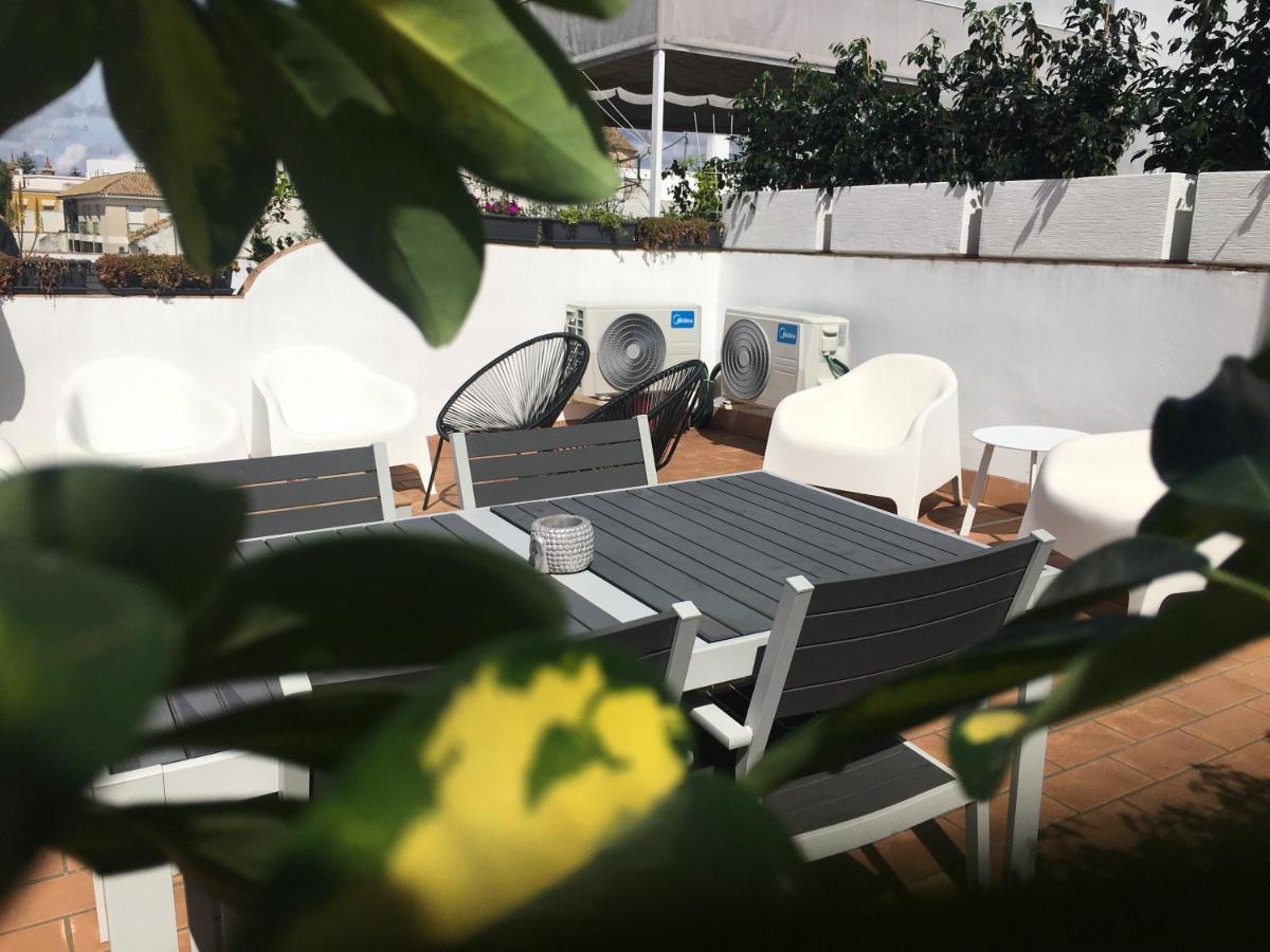 Loft Xerez Centro Apartment เฮเรซ เด ลาฟรอนเตรา ภายนอก รูปภาพ